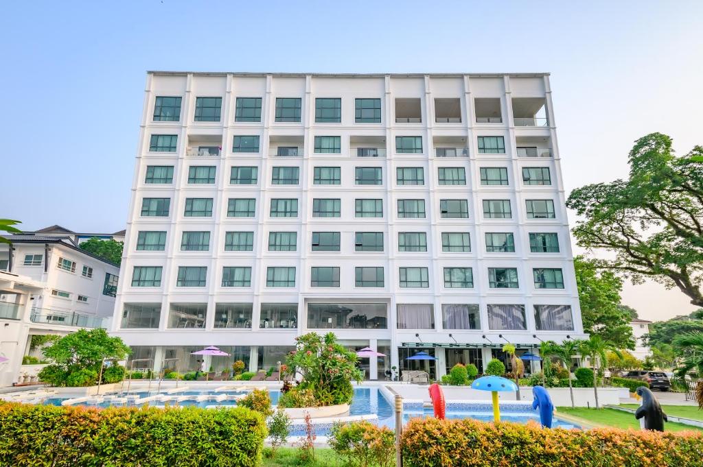 Hotel Seoul Clark Exterior